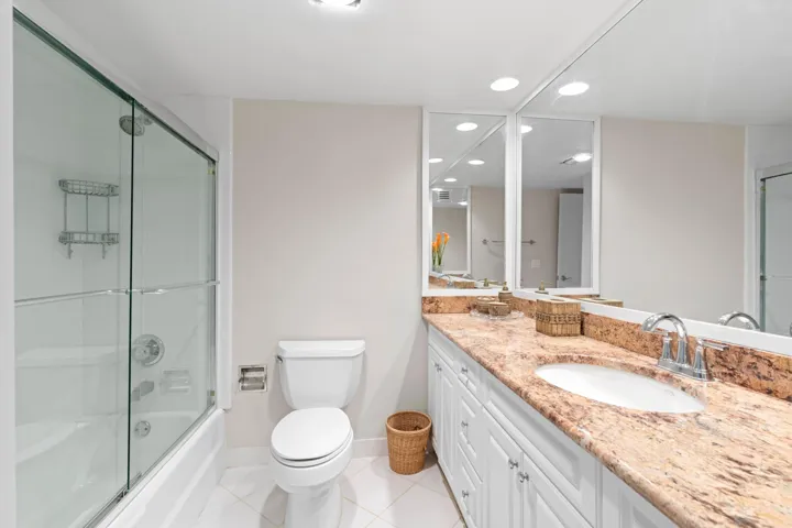 Bathroom #2