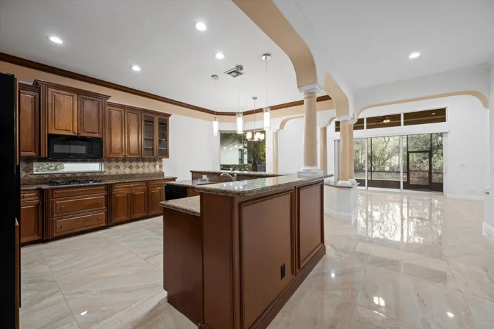 Large Snack Bar