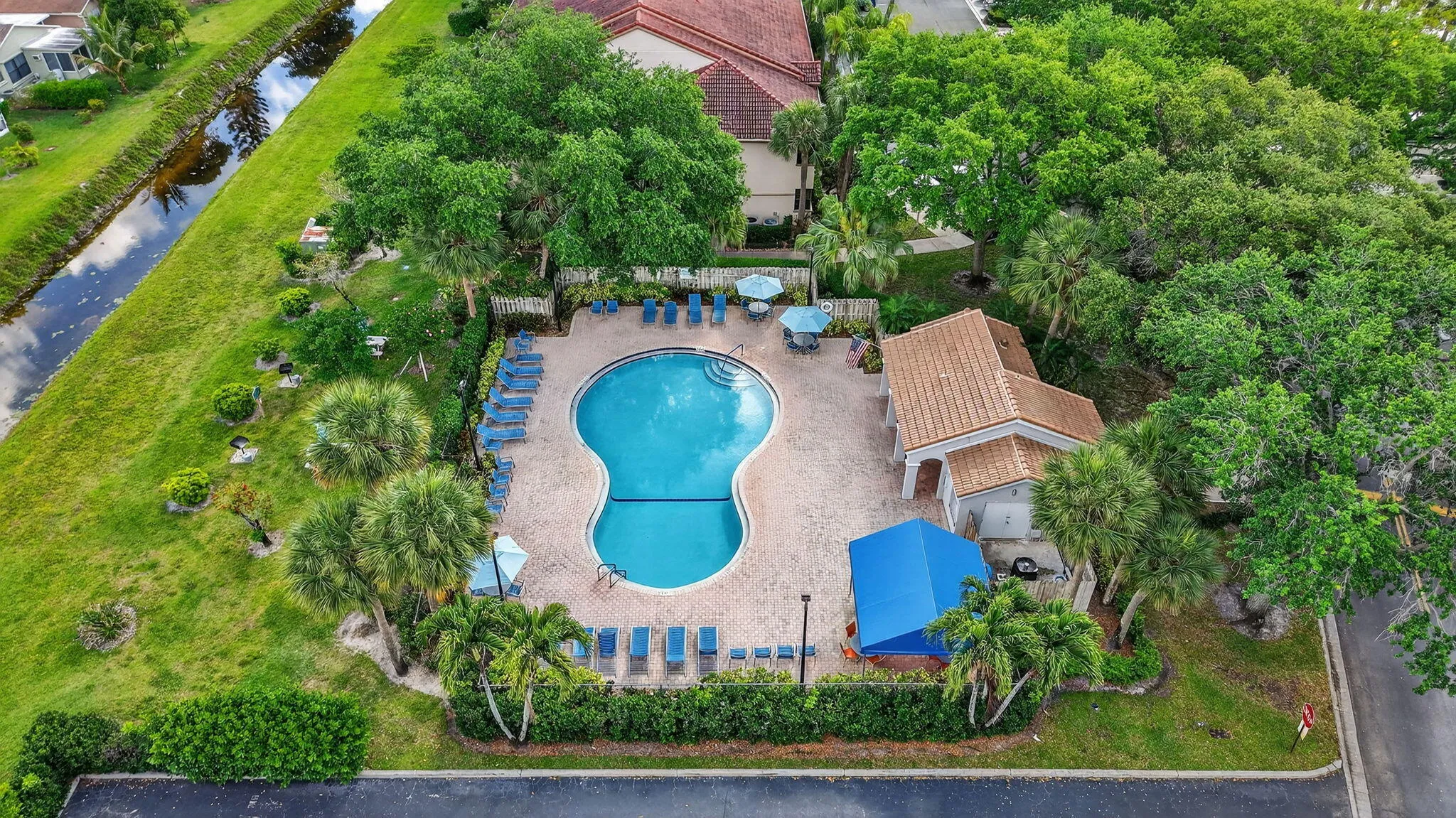 Satellite Pool