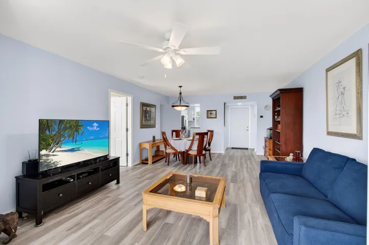 Living Room /Dining Room