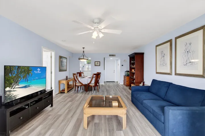 Living Room /Dining Room