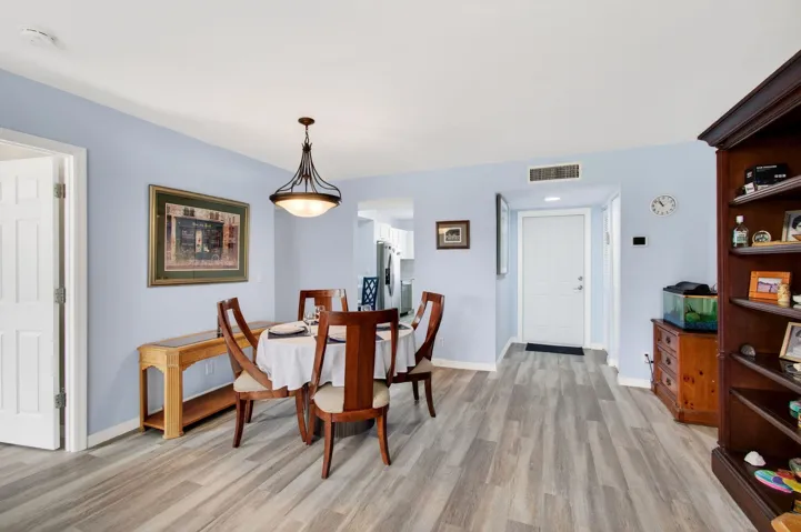 Dining Room Area