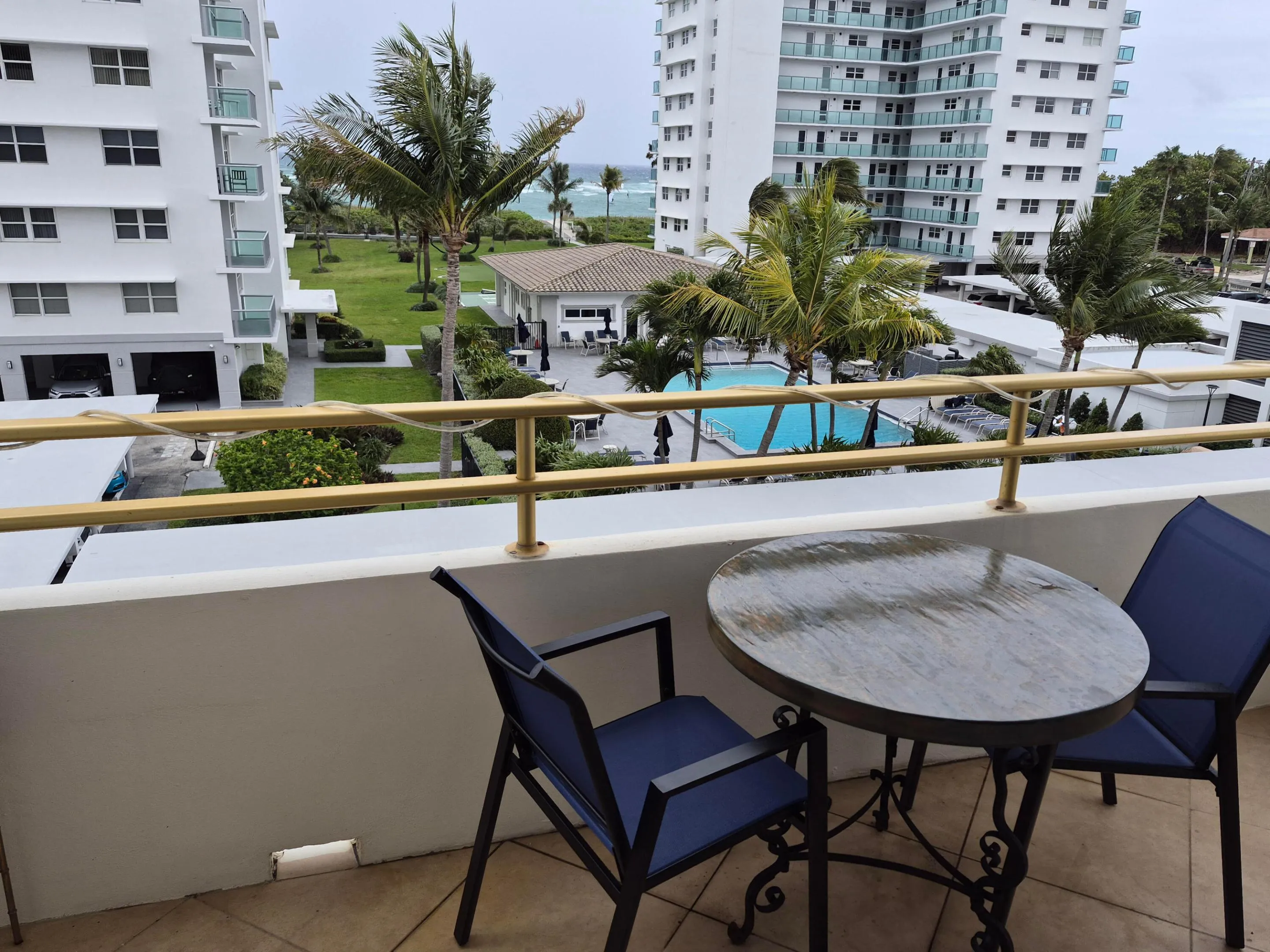 TW PATIO VIEW