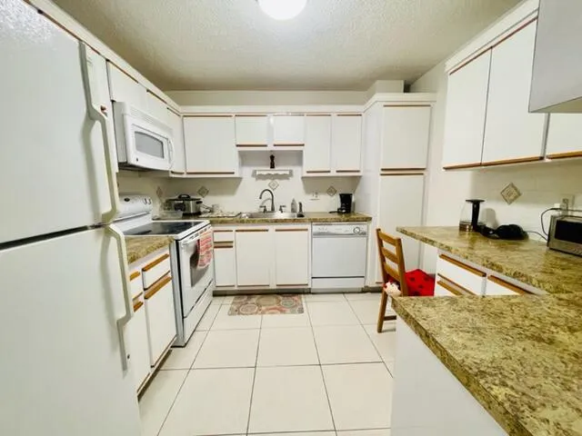 Edgewood-22