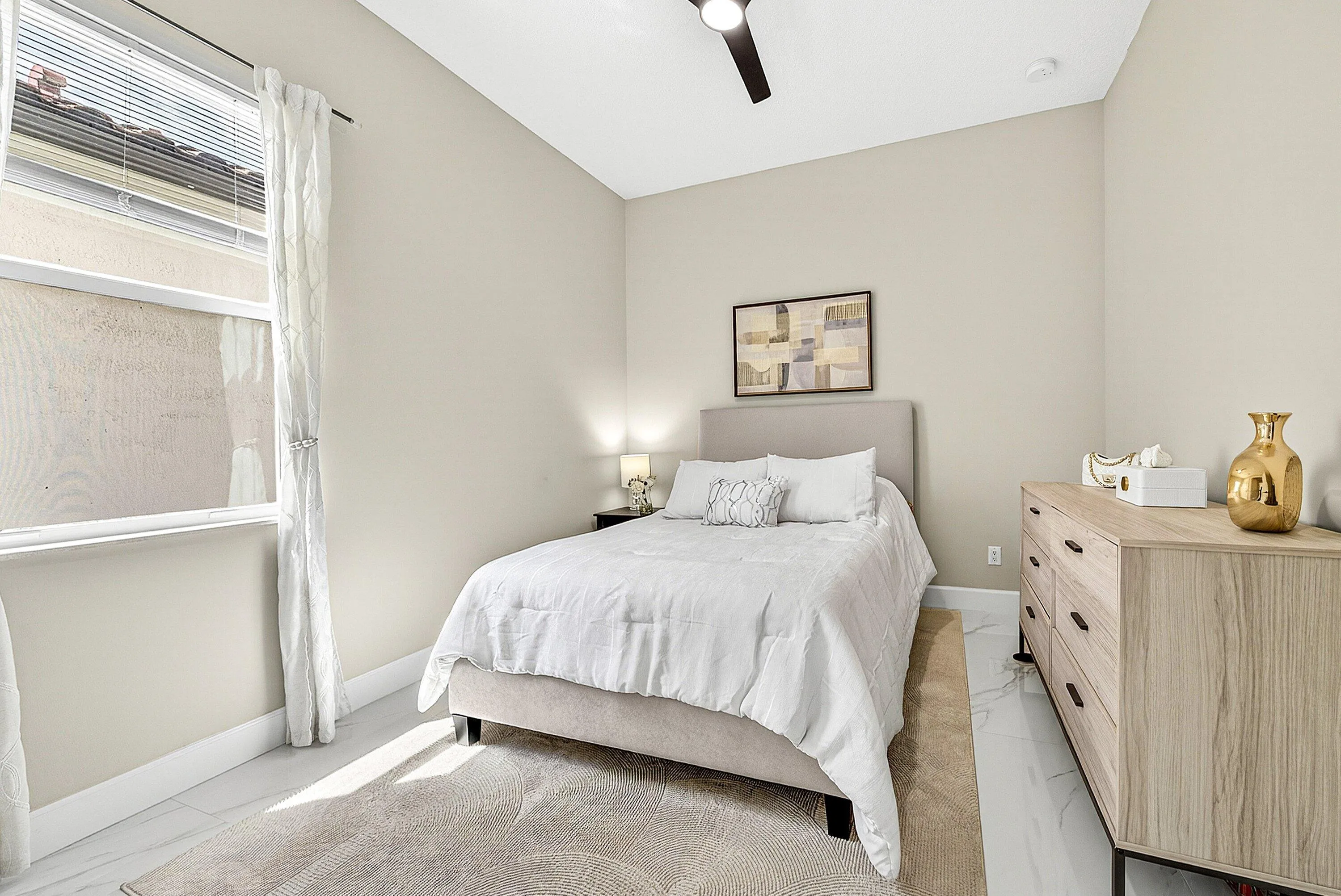 Bedroom 1st floor
