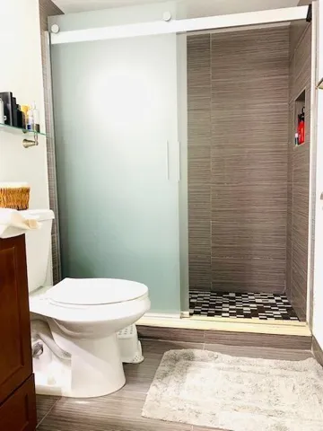 737- Pic 25