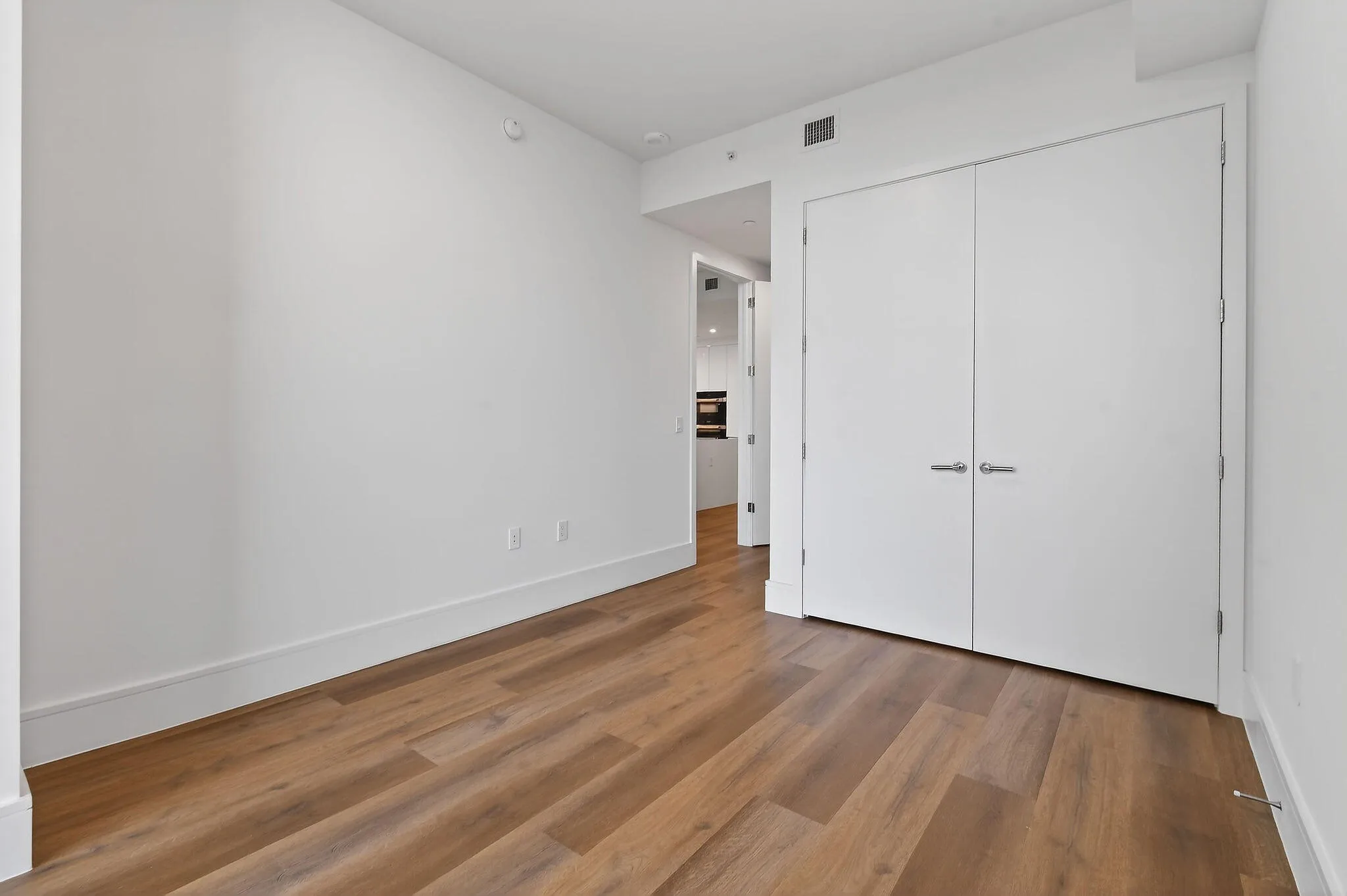 220LakeShoreDr#715(37)a