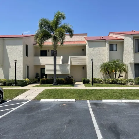 5111 Exterior