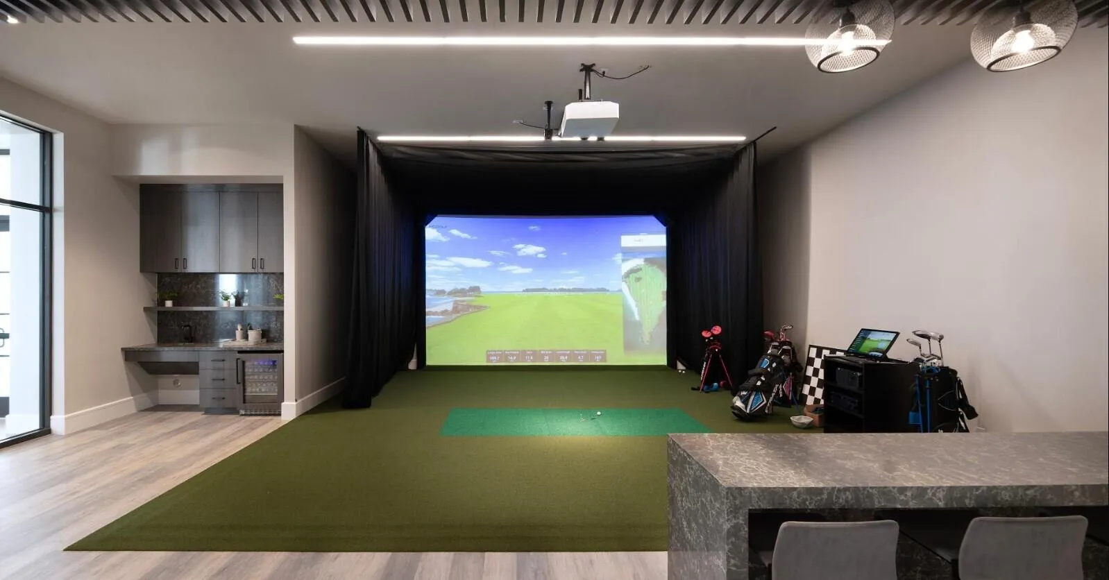 Golf simulator room available for reservation