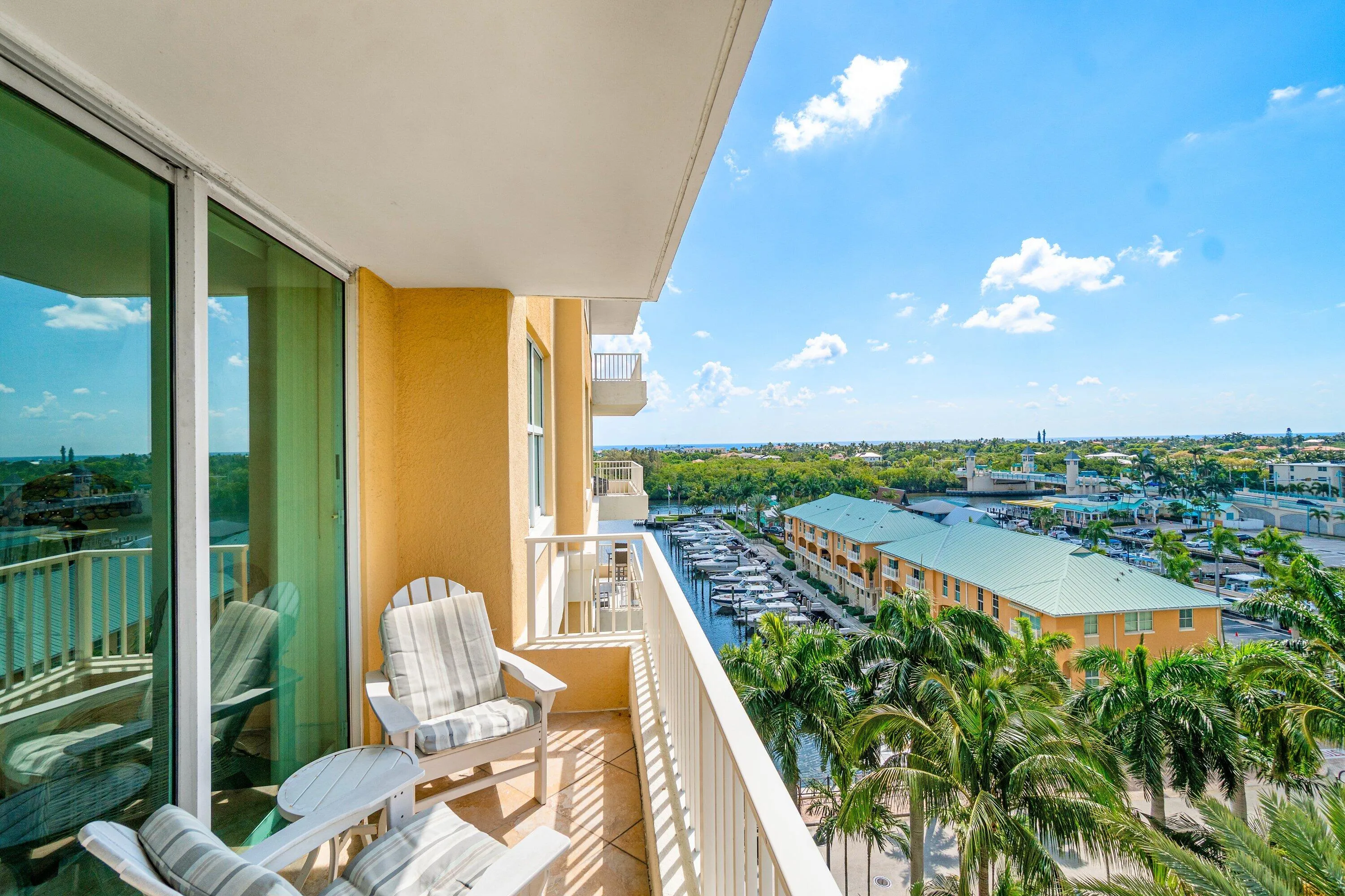 040-700EastBoyntonBeachBoulevard-803-Boy