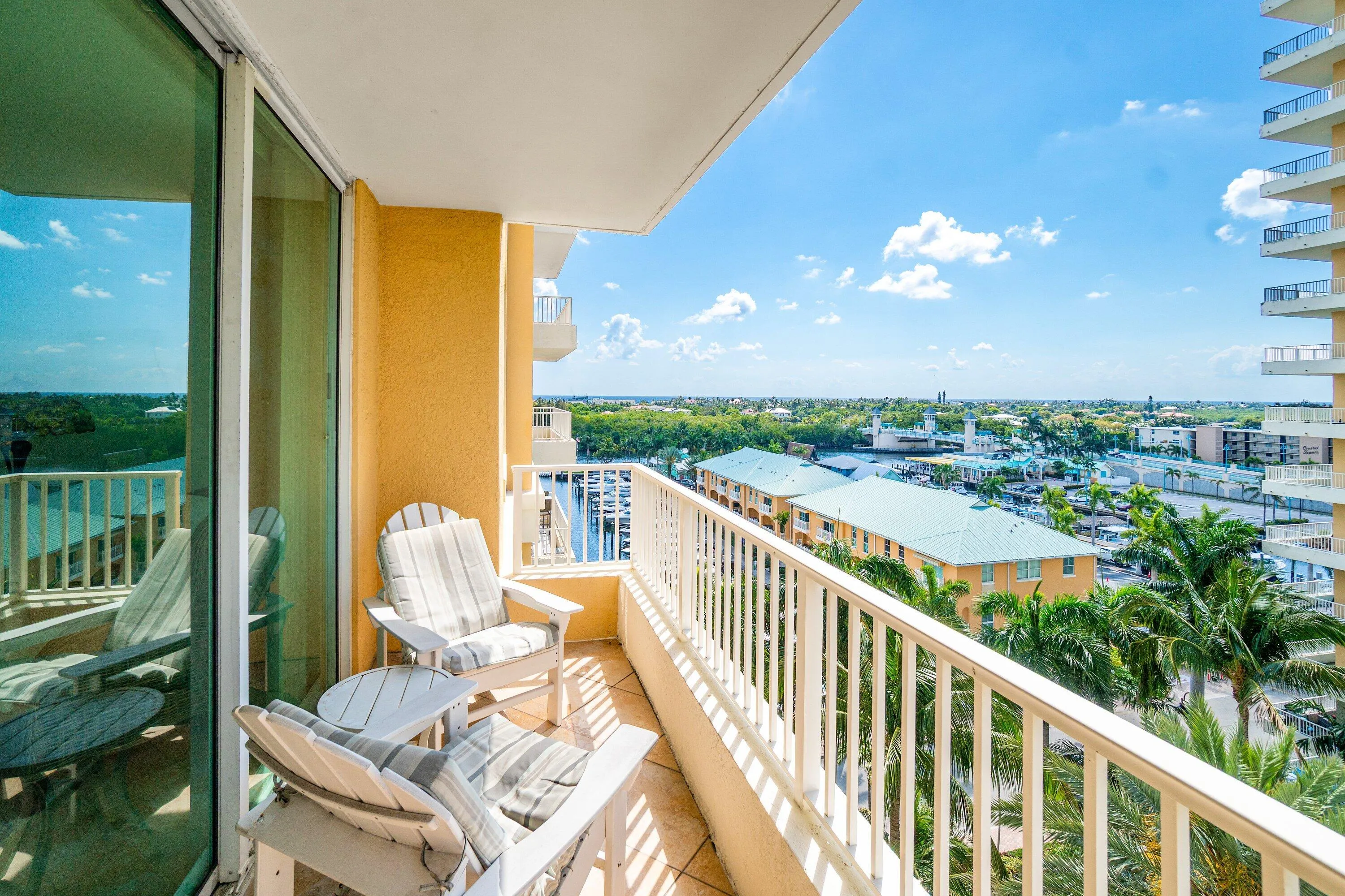 039-700EastBoyntonBeachBoulevard-803-Boy
