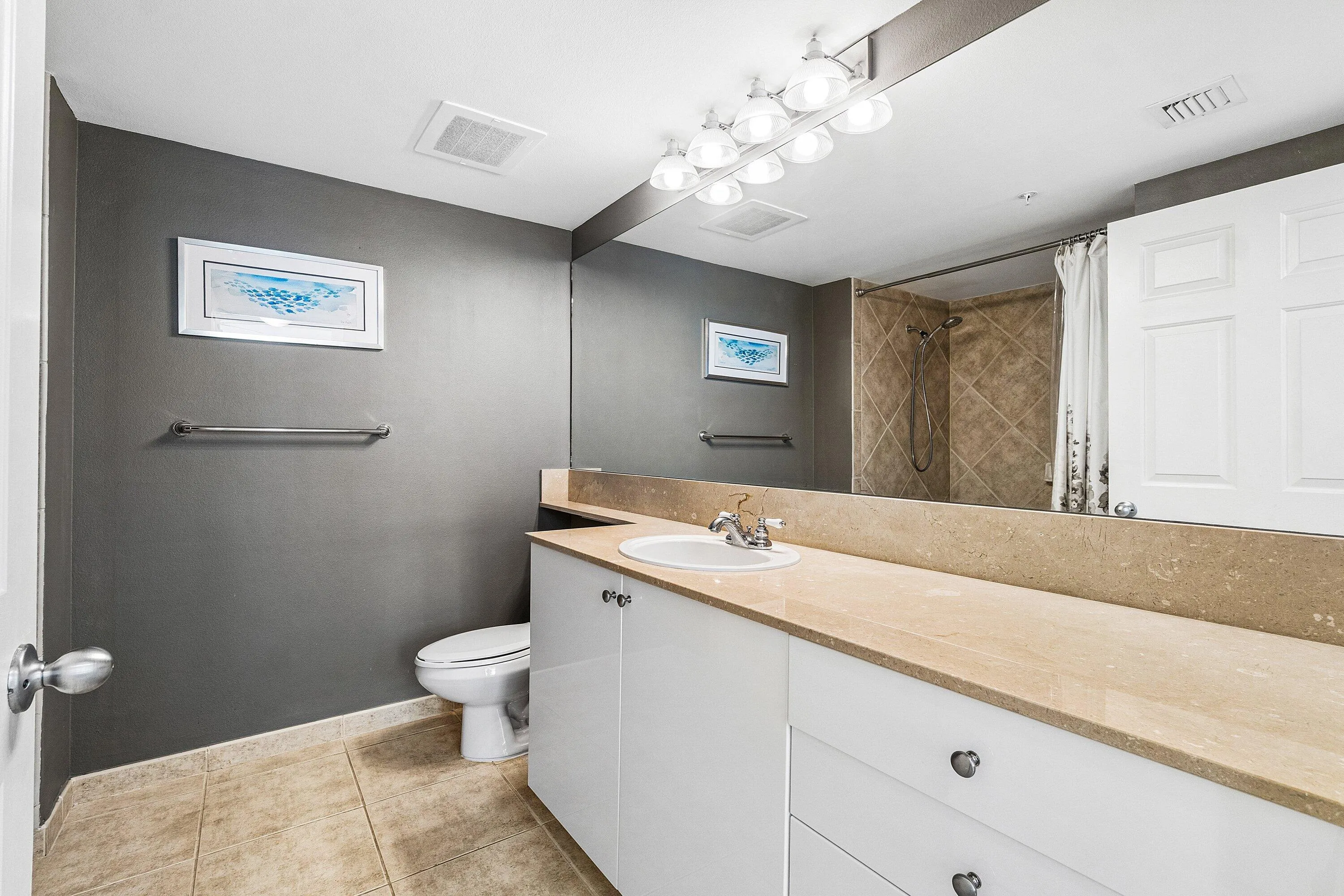 024-700EastBoyntonBeachBoulevard-803-Boy