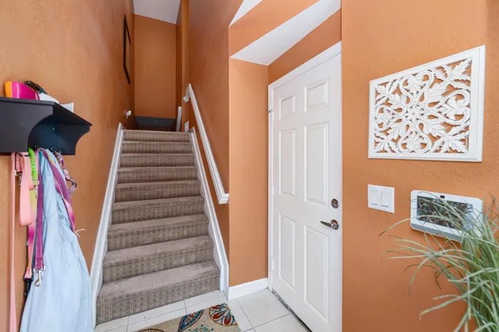 Entrance Hall stairs to 2nd floor