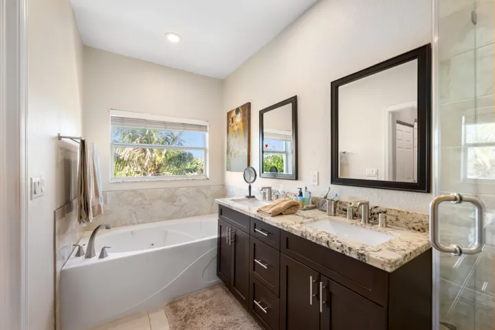 Master Bath Tube and Vanity