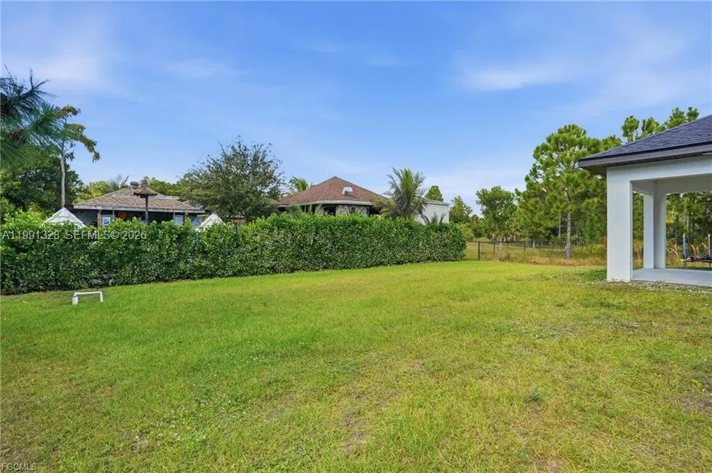 Property photo 38