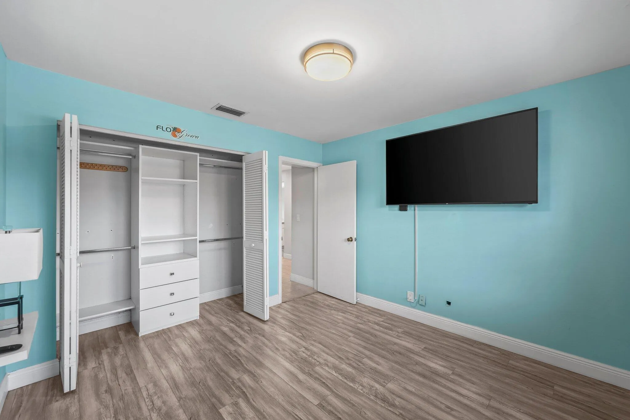 41 Bethesda Park Circle - 23.jpg-SMALL