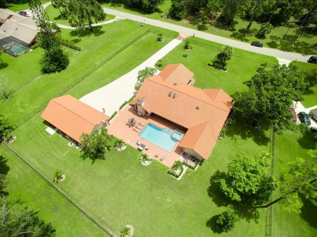 front pic aerial