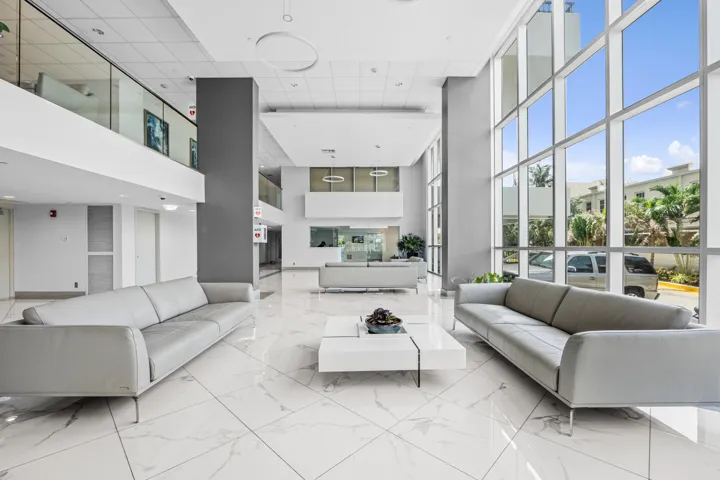 525 N Ocean Blvd-2