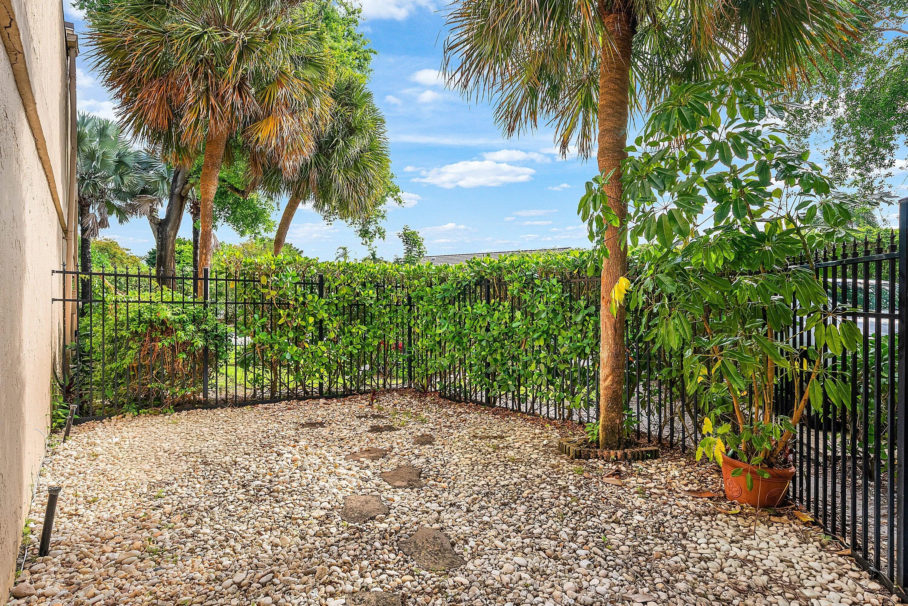 Property photo 44