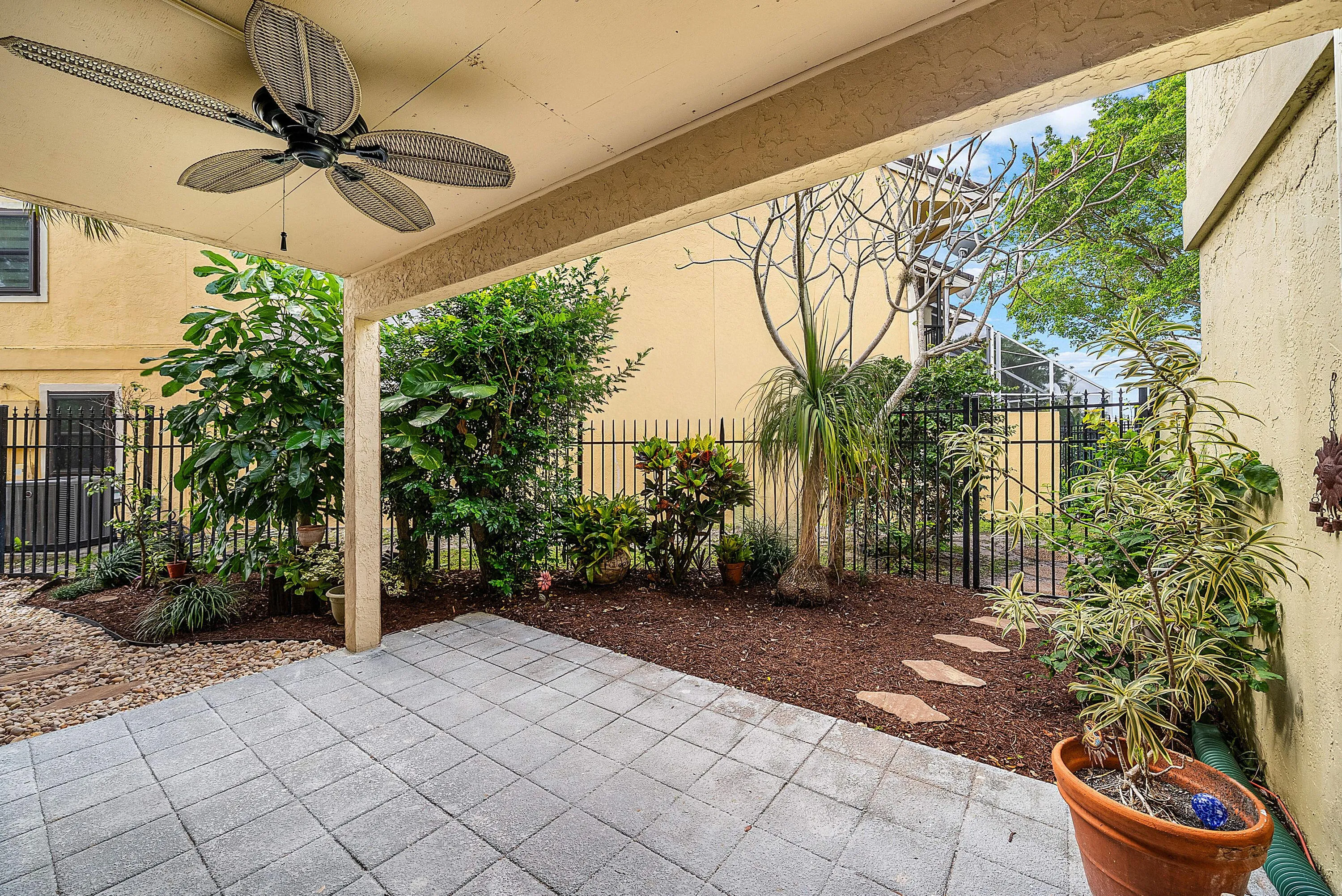 Property photo 46