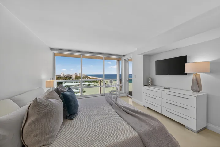 Guest Bedroom with balcony access