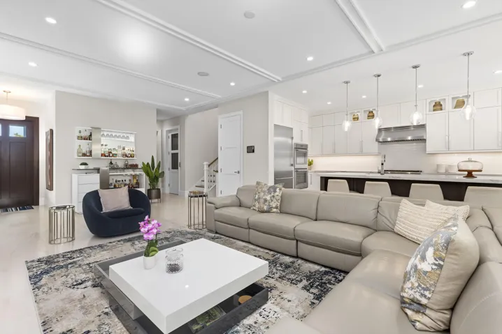 Living Area 5