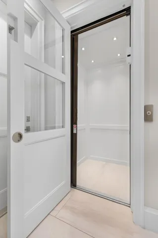 Elevator 1