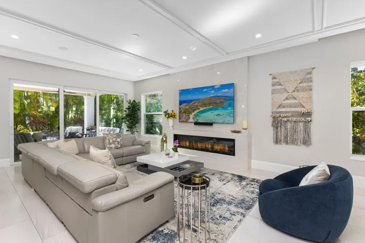 Living Area 4
