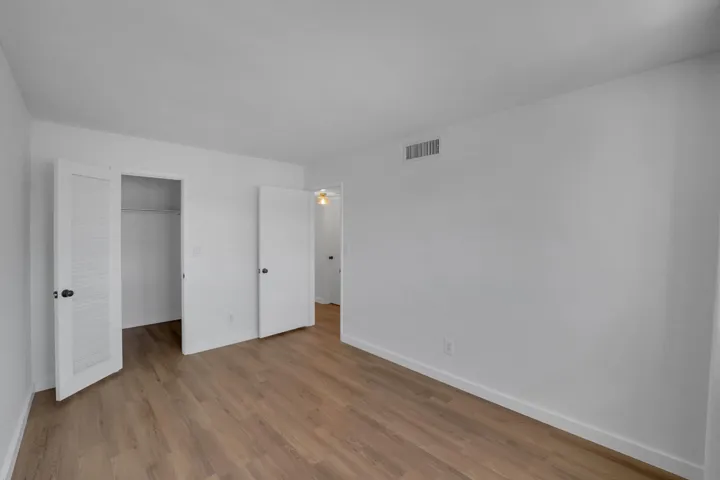 BR2closet