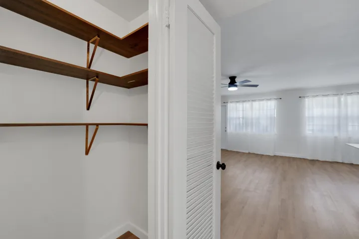 Pantry LivRm