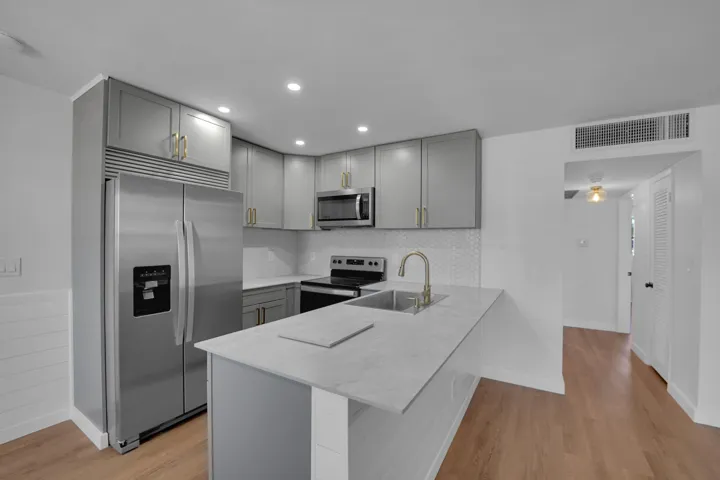 Kitchen close