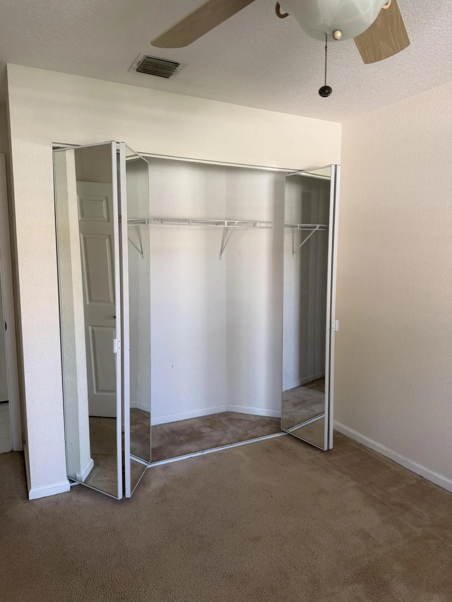 BR2Closet