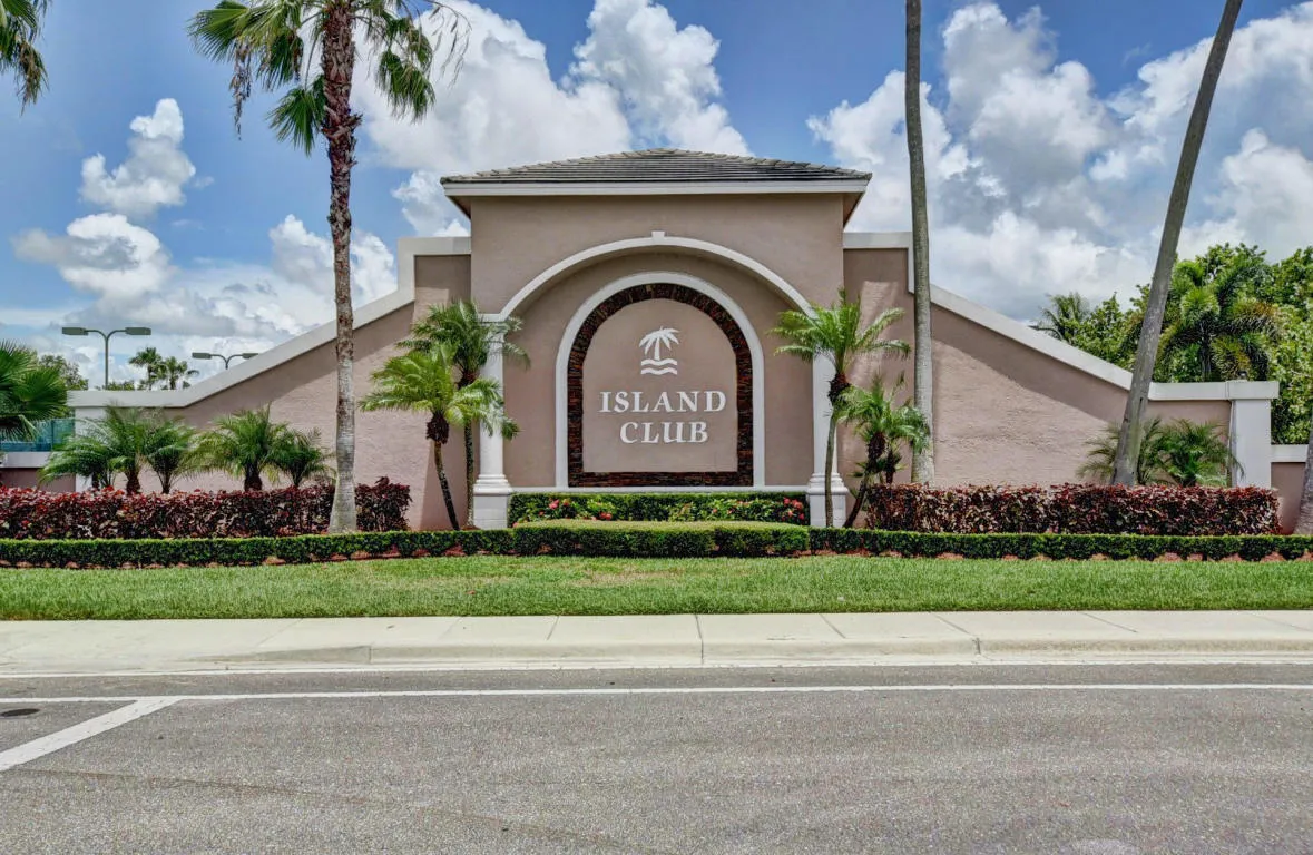 Island Club
