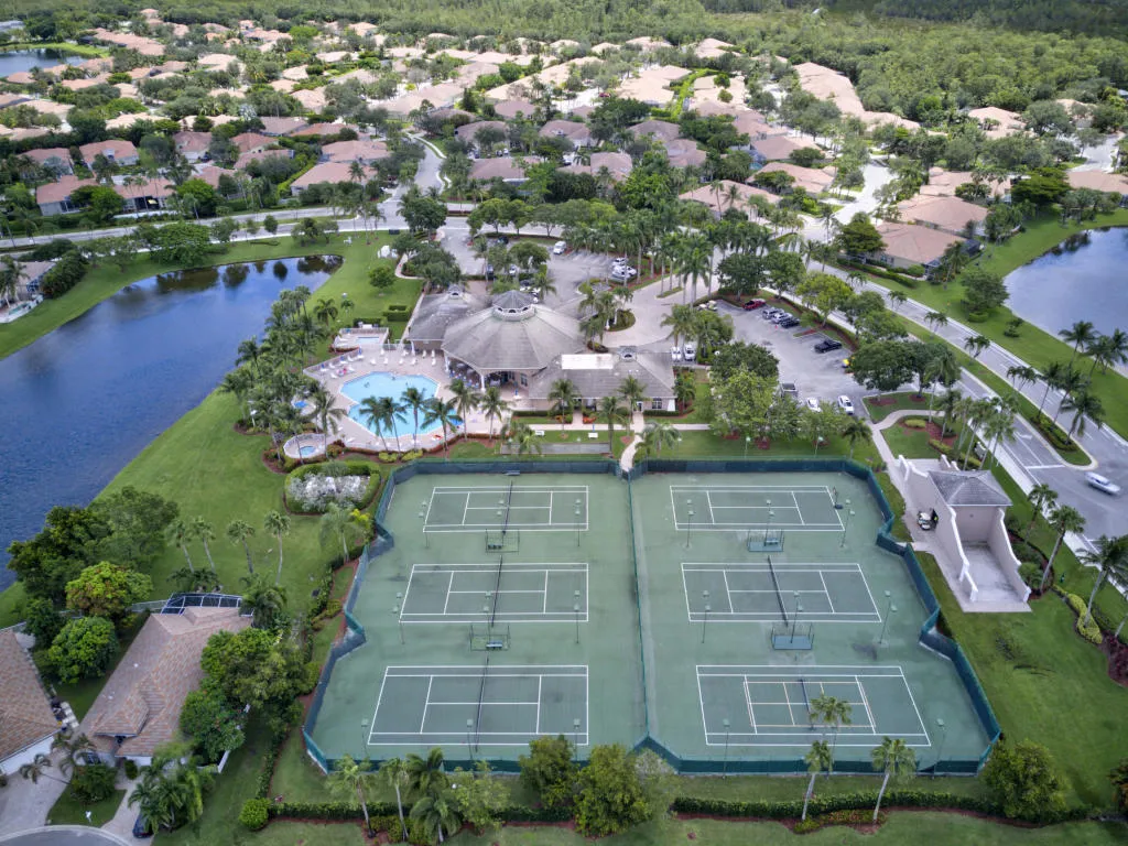 Aerial, Tennis