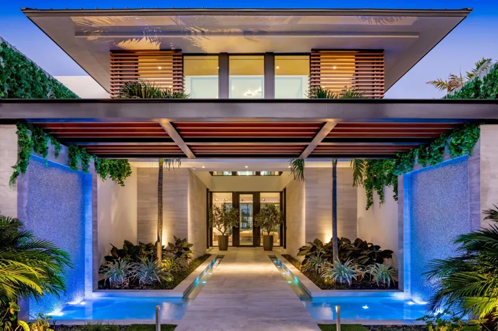 Twilight Exterior 8