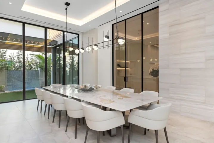 Dining 3