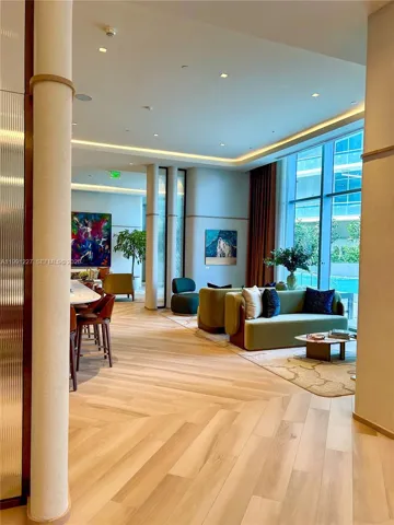 Private Lounge