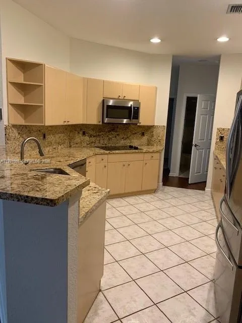 Property photo 25