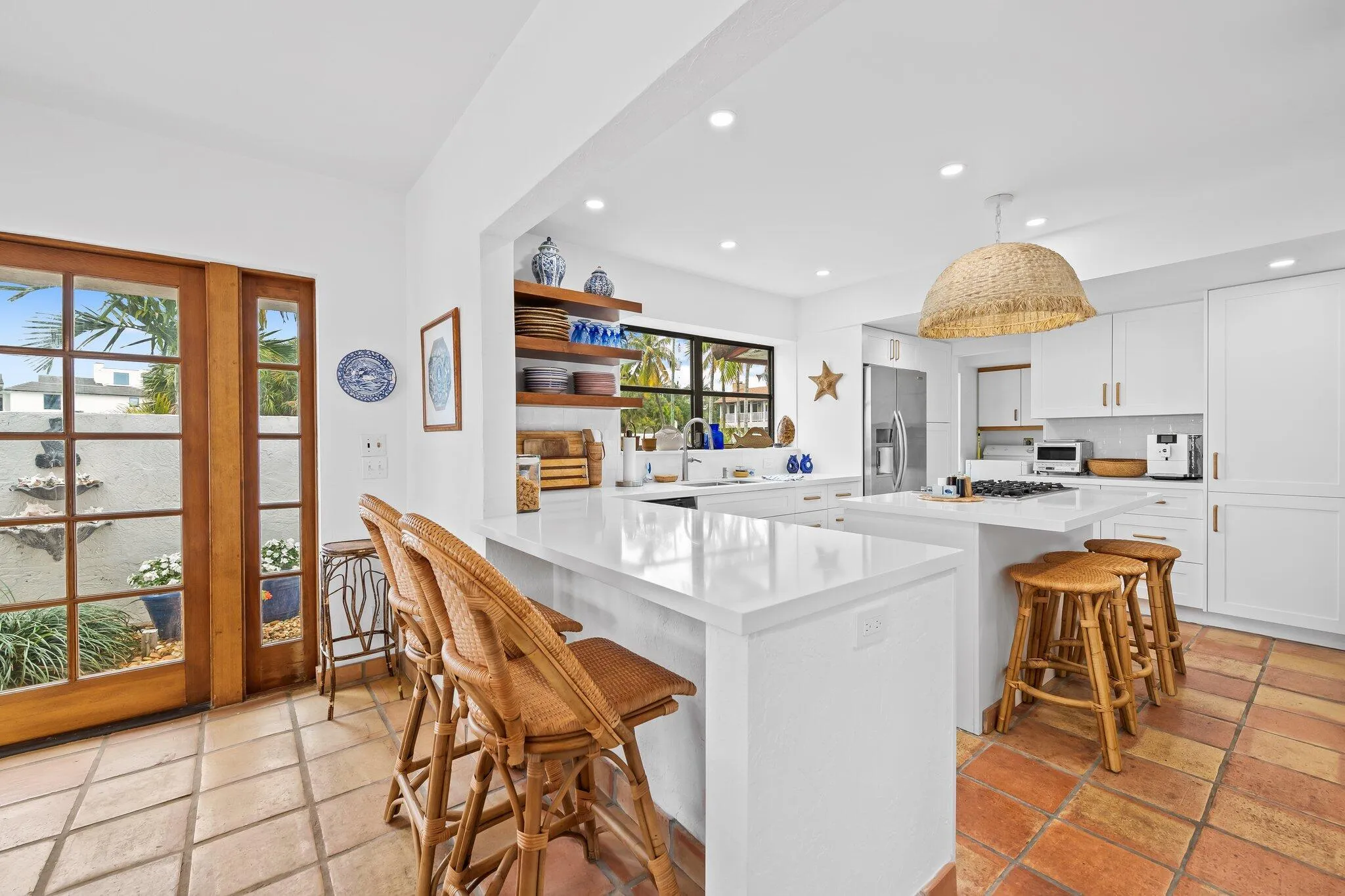 Eat-in Kitchen