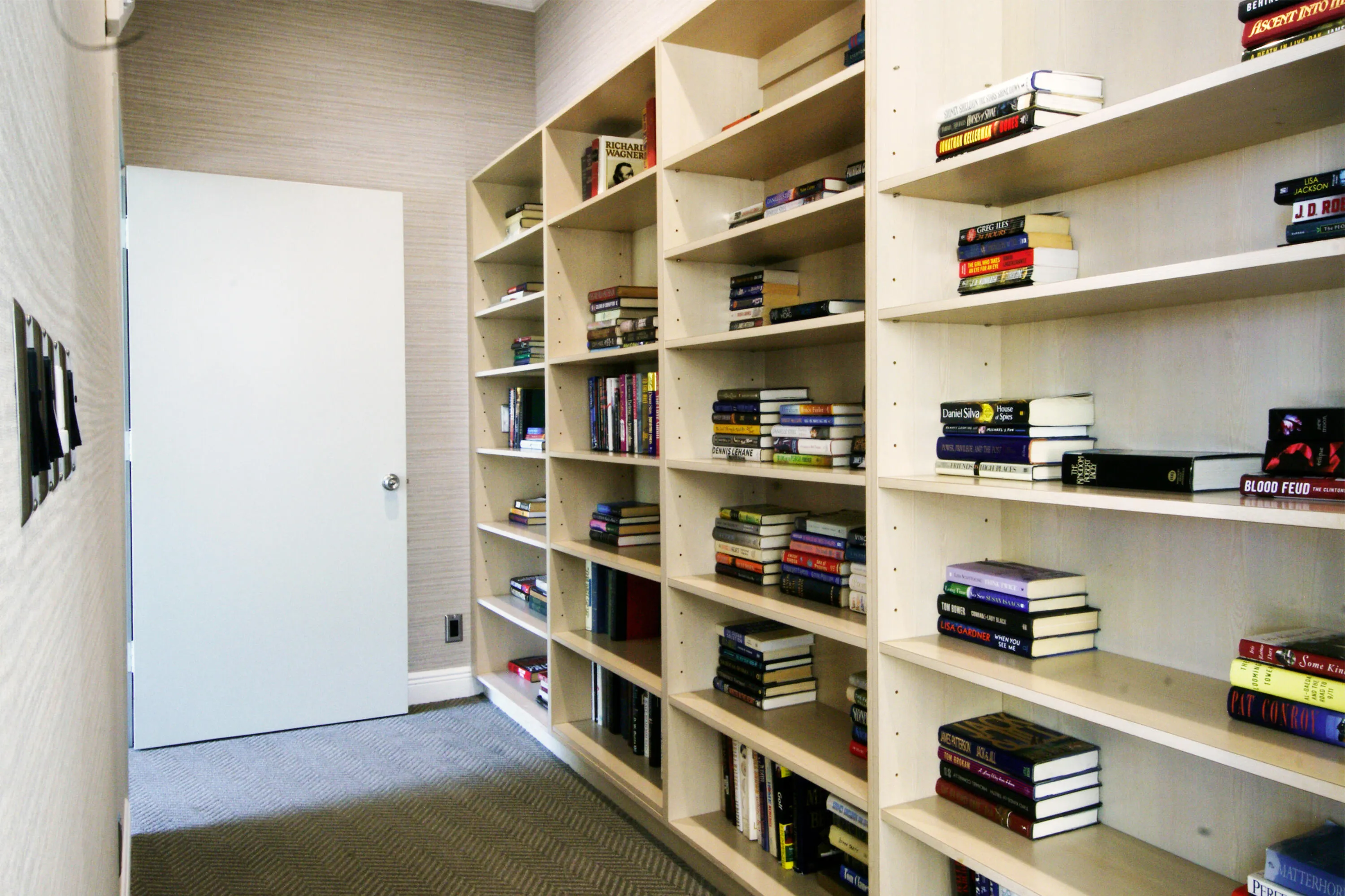 151 Library a DSC5112