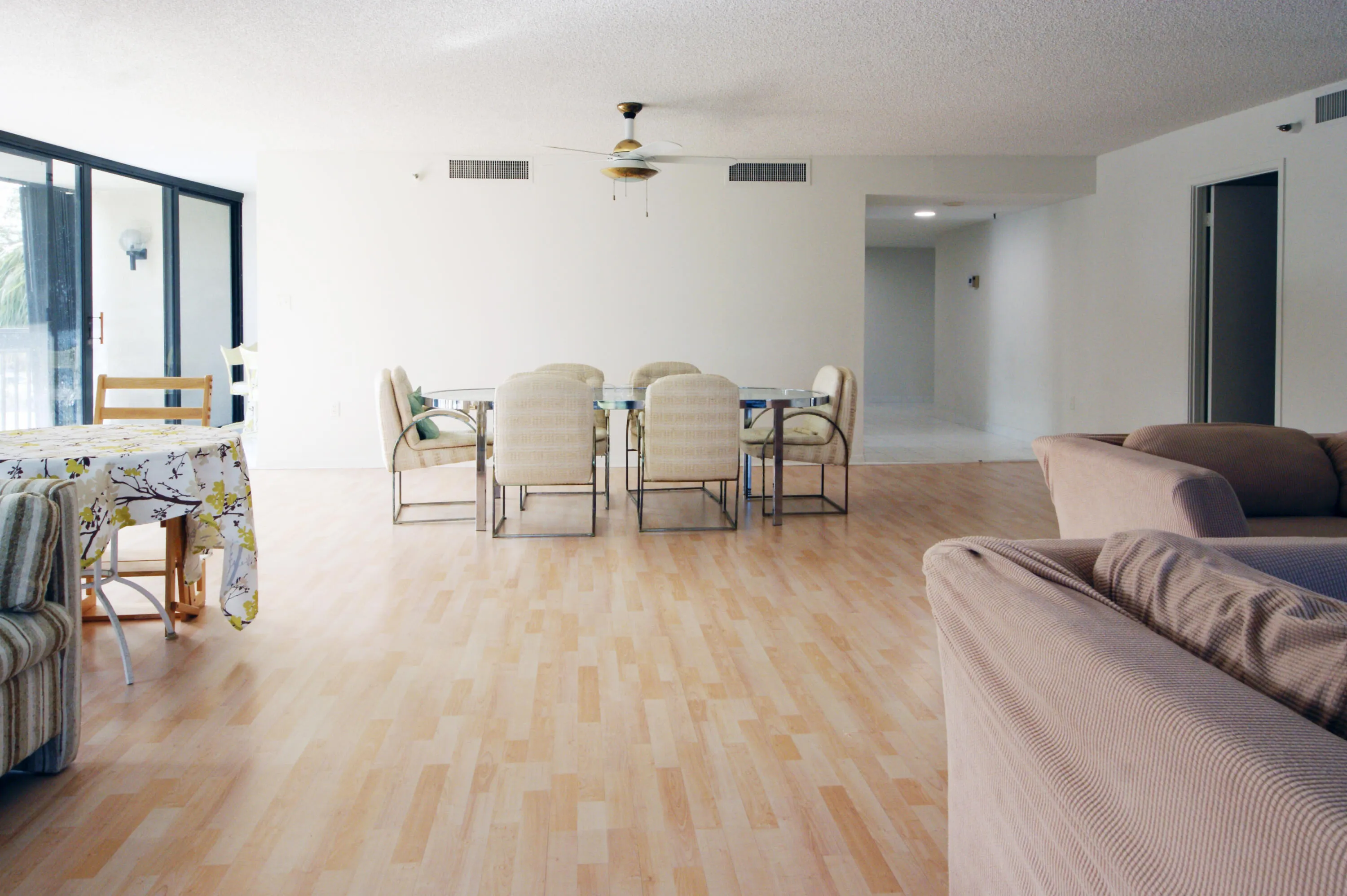 20 Living DSC00858