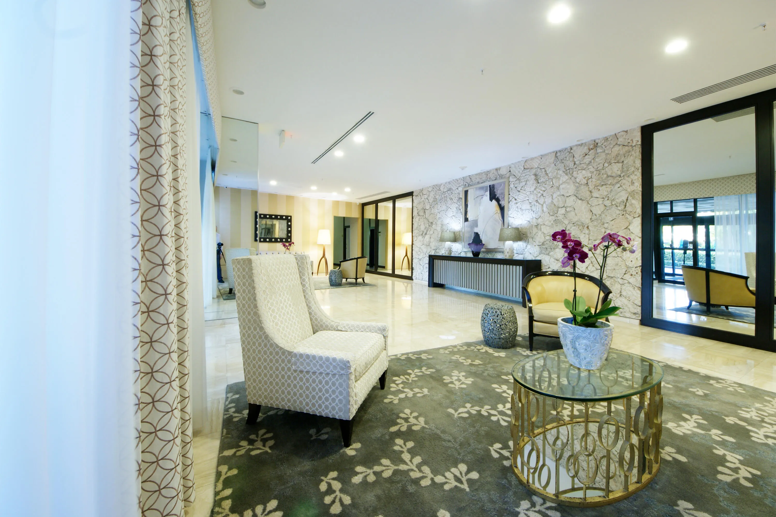 152 Lobby a DSC5163