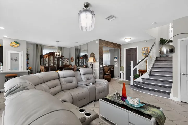 12_7477_Greenspring_St_Port_St_Lucie_FL_