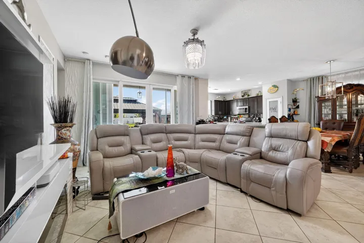 10_7477_Greenspring_St_Port_St_Lucie_FL_