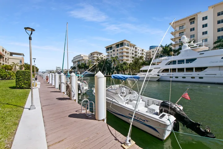 Dock