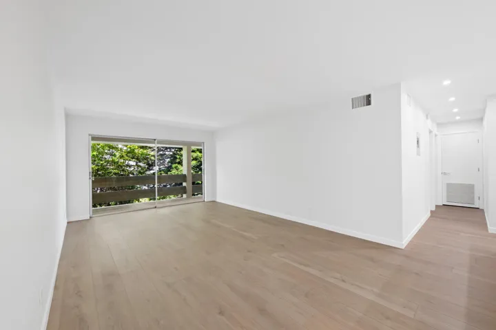 Lounge hallyway