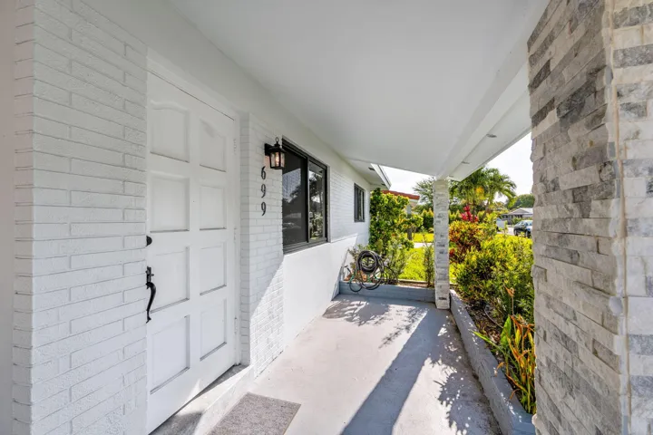 6-web-or-mls-A7409384