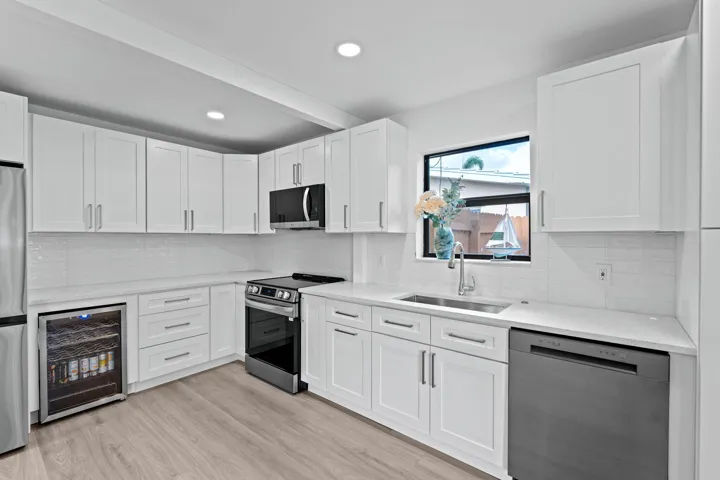 17-web-or-mls-A7409442