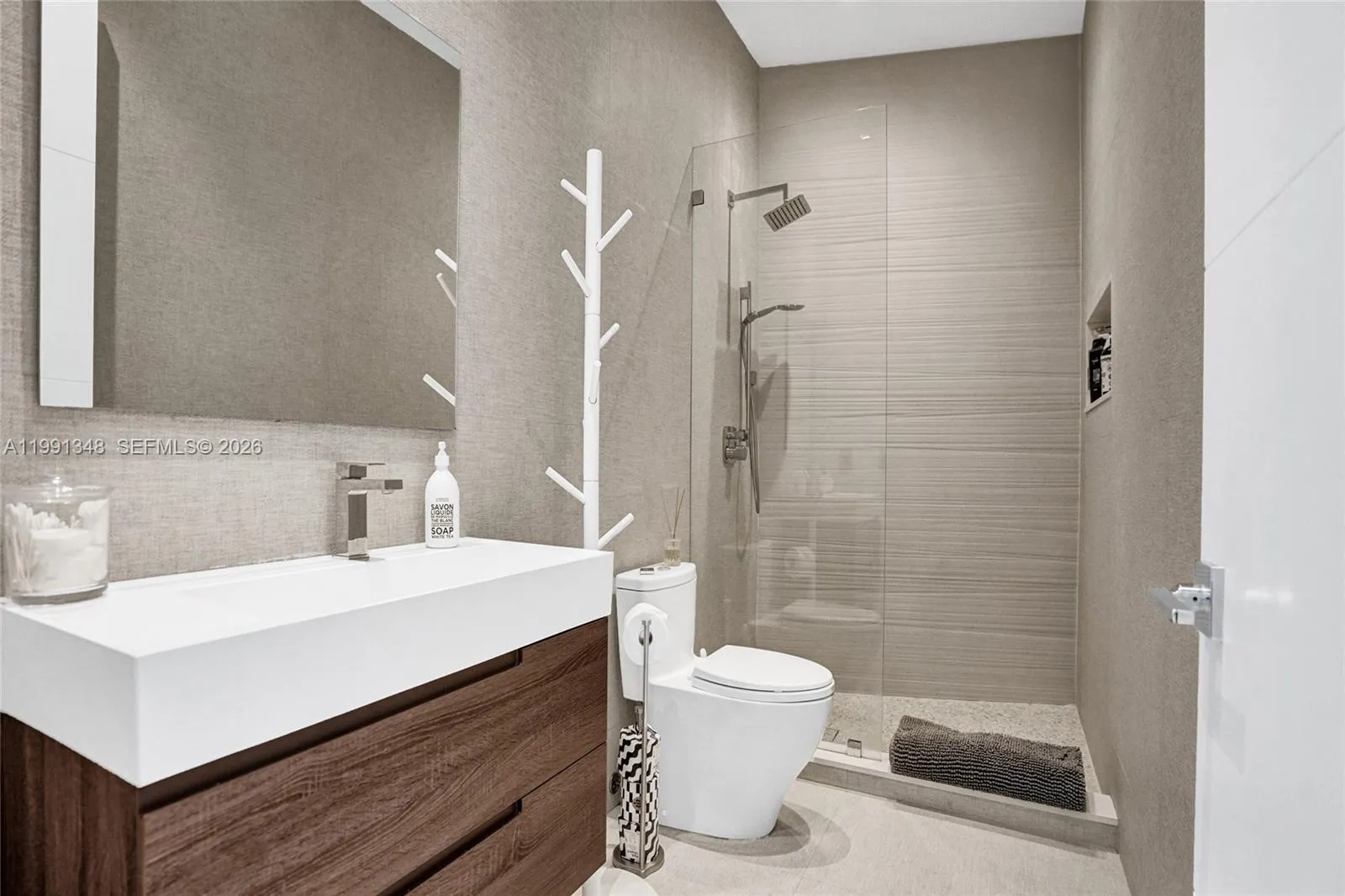 Property photo 70