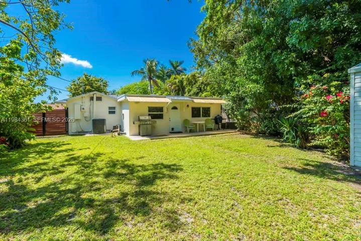 Photo 42